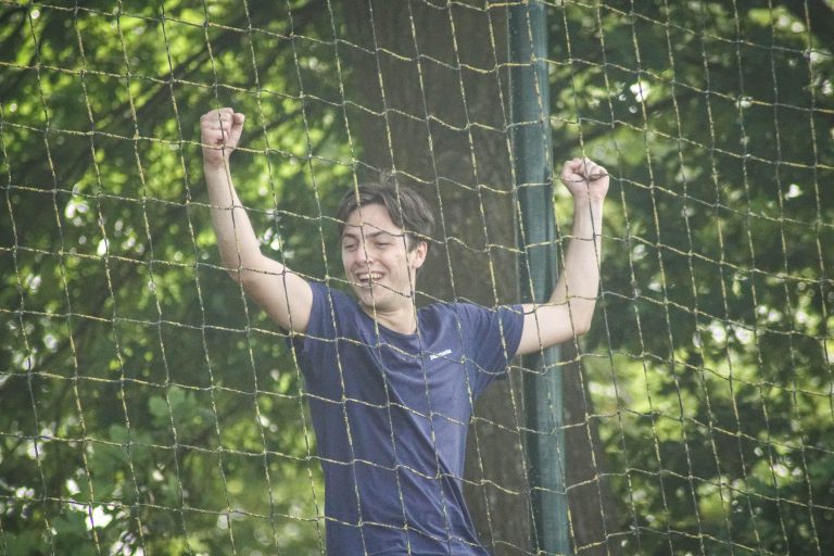 SDV Barneveld plaatst zich op bloedhete middag voor promotiefinale