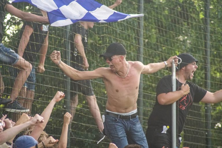 SDV Barneveld plaatst zich op bloedhete middag voor promotiefinale