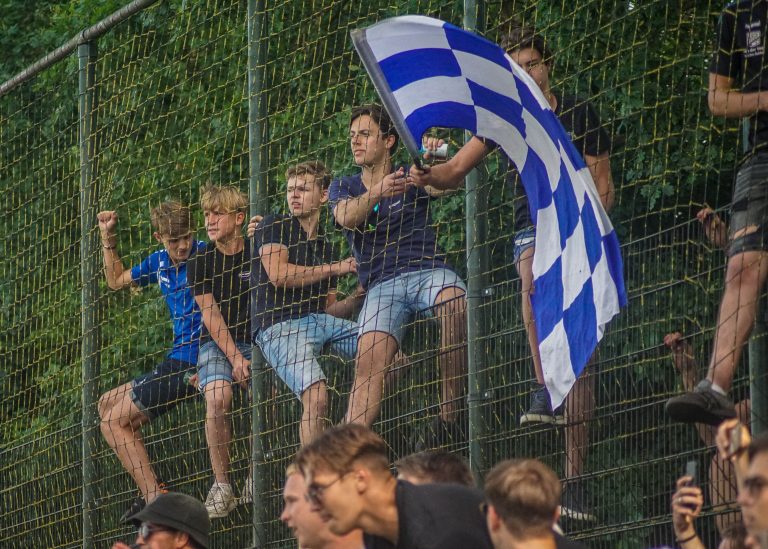SDV Barneveld plaatst zich op bloedhete middag voor promotiefinale