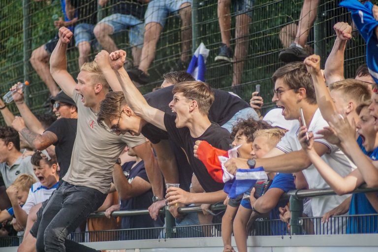SDV Barneveld plaatst zich op bloedhete middag voor promotiefinale