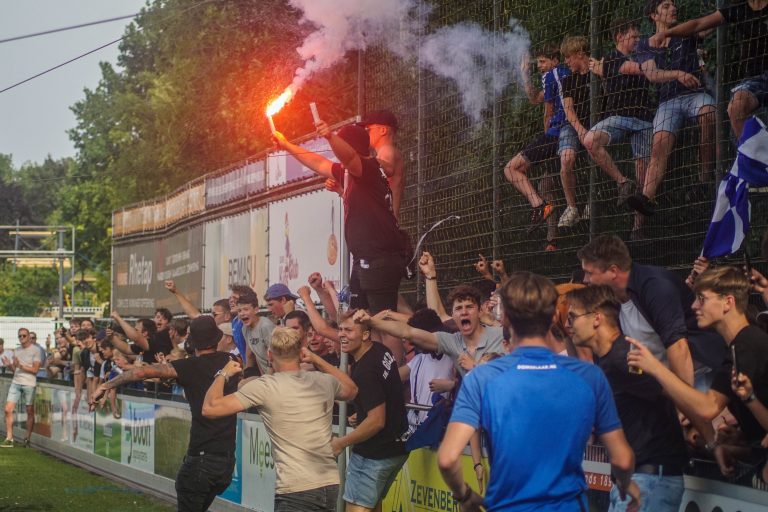 SDV Barneveld plaatst zich op bloedhete middag voor promotiefinale