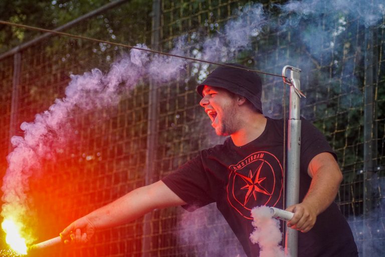 SDV Barneveld plaatst zich op bloedhete middag voor promotiefinale