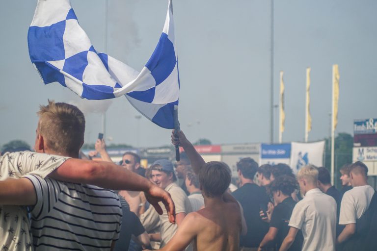 SDV Barneveld plaatst zich op bloedhete middag voor promotiefinale