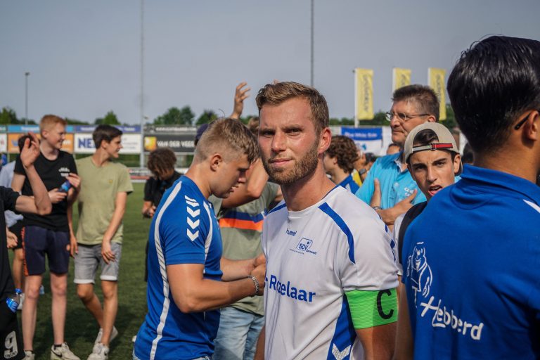 SDV Barneveld plaatst zich op bloedhete middag voor promotiefinale