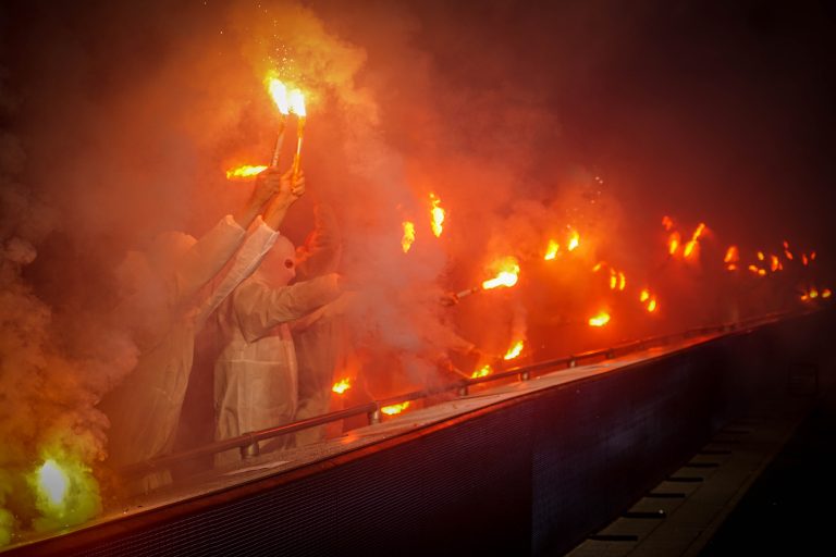 Bivaks, pyro en pogo; Kozakken Boys strijdt voor lijfsbehoud!