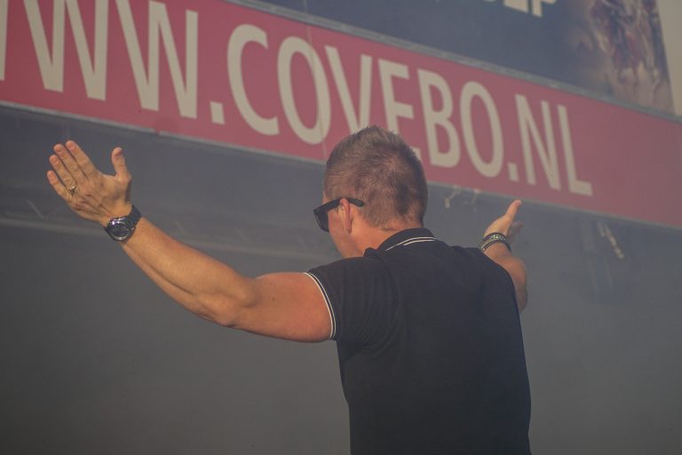 Bivaks, pyro en pogo; Kozakken Boys strijdt voor lijfsbehoud!
