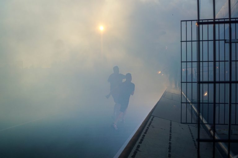 Bivaks, pyro en pogo; Kozakken Boys strijdt voor lijfsbehoud!