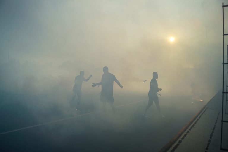 Bivaks, pyro en pogo; Kozakken Boys strijdt voor lijfsbehoud!