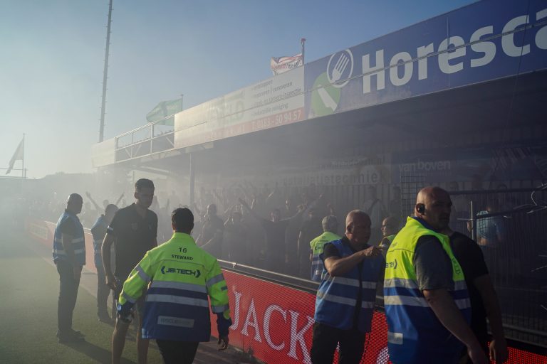 Bivaks, pyro en pogo; Kozakken Boys strijdt voor lijfsbehoud!