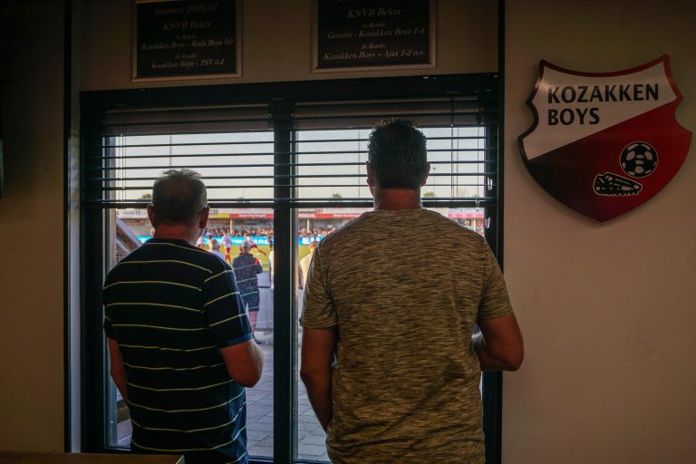 Bivaks, pyro en pogo; Kozakken Boys strijdt voor lijfsbehoud!