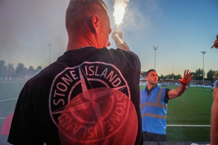Bivaks, pyro en pogo; Kozakken Boys strijdt voor lijfsbehoud!