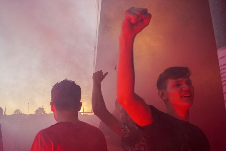 Bivaks, pyro en pogo; Kozakken Boys strijdt voor lijfsbehoud!