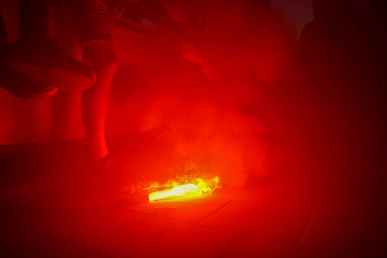 Bivaks, pyro en pogo; Kozakken Boys strijdt voor lijfsbehoud!