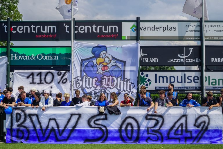 Historische promotie voor SDV Barneveld na verhitte middag in Veen