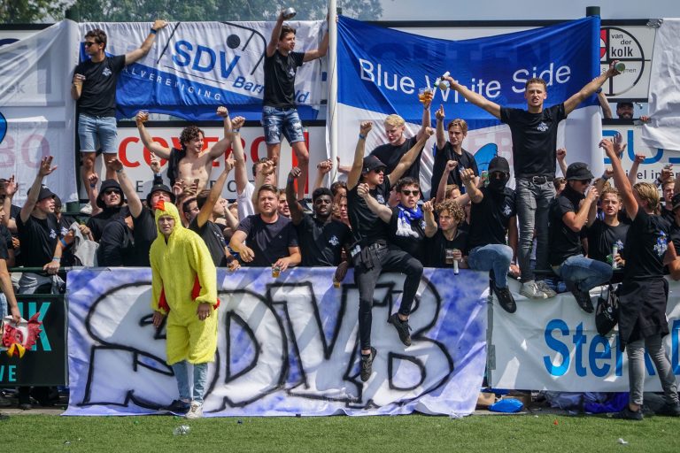 Historische promotie voor SDV Barneveld na verhitte middag in Veen