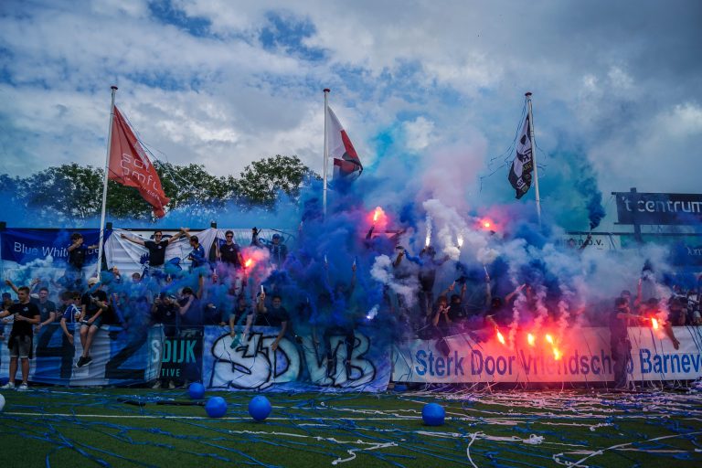Historische promotie voor SDV Barneveld na verhitte middag in Veen