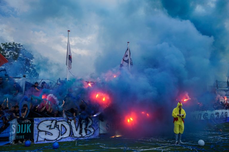 Historische promotie voor SDV Barneveld na verhitte middag in Veen