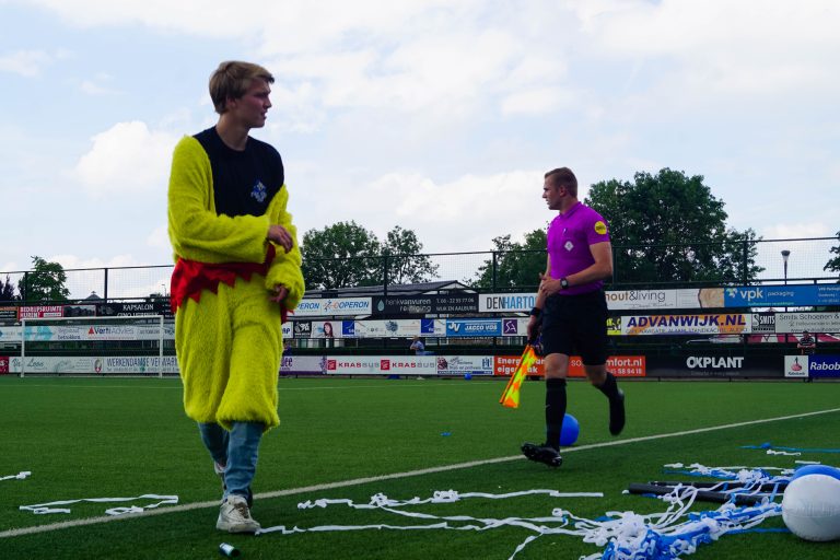 Historische promotie voor SDV Barneveld na verhitte middag in Veen