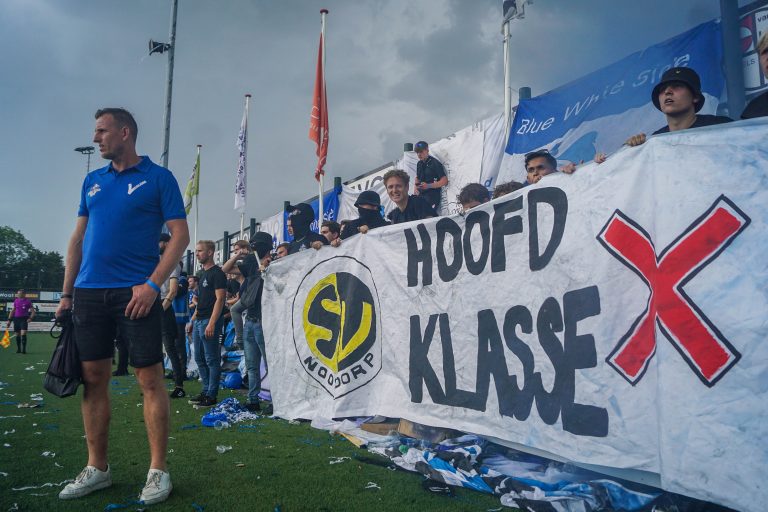 Historische promotie voor SDV Barneveld na verhitte middag in Veen