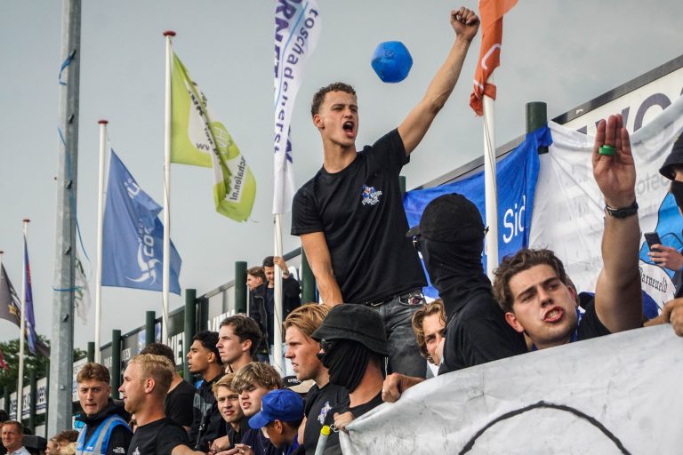 Historische promotie voor SDV Barneveld na verhitte middag in Veen