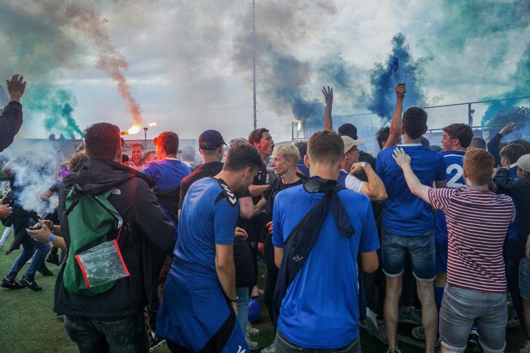 Historische promotie voor SDV Barneveld na verhitte middag in Veen