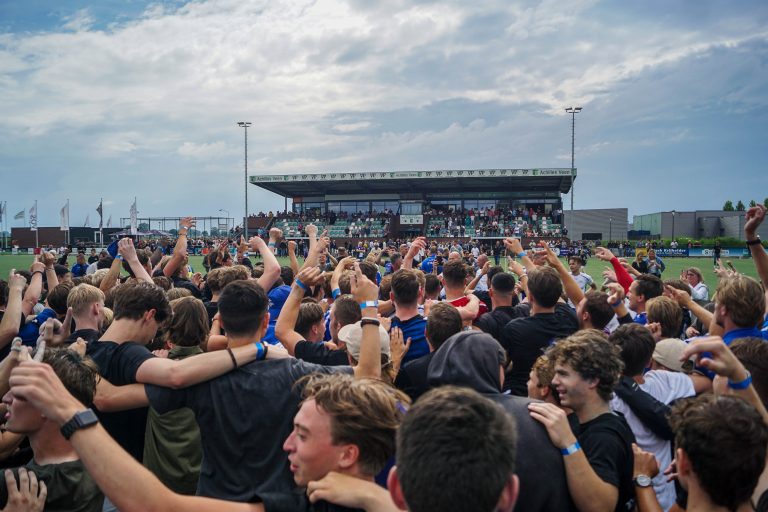 Historische promotie voor SDV Barneveld na verhitte middag in Veen