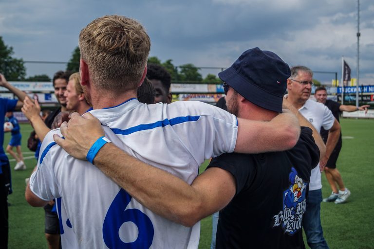 Historische promotie voor SDV Barneveld na verhitte middag in Veen