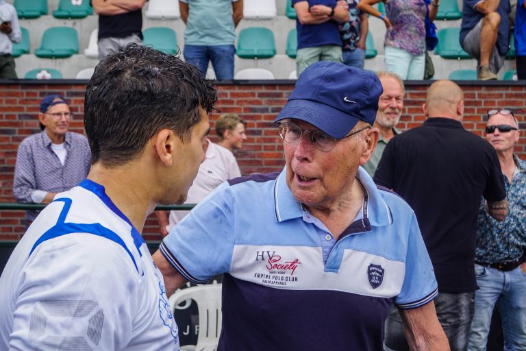 Historische promotie voor SDV Barneveld na verhitte middag in Veen