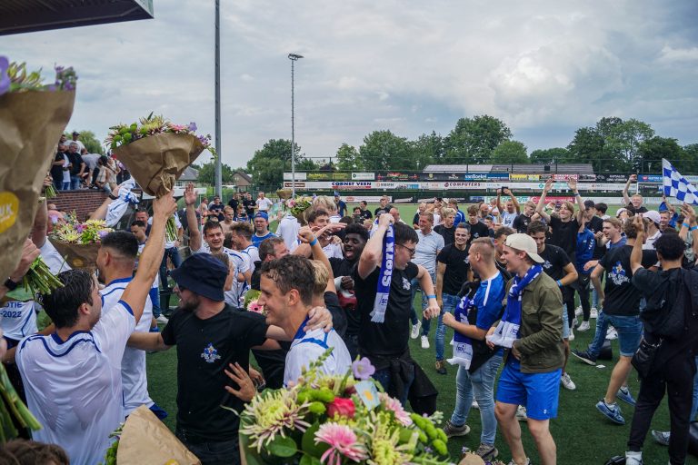 Historische promotie voor SDV Barneveld na verhitte middag in Veen