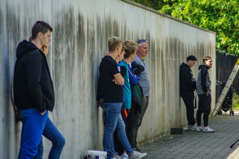 Groot feest in fietsdorp Dieren na kampioenschap lokale VV