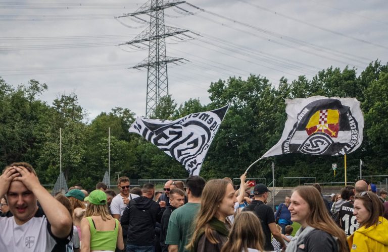 Promotie SG Wattenscheid: 6500 supporters op het vijfde niveau