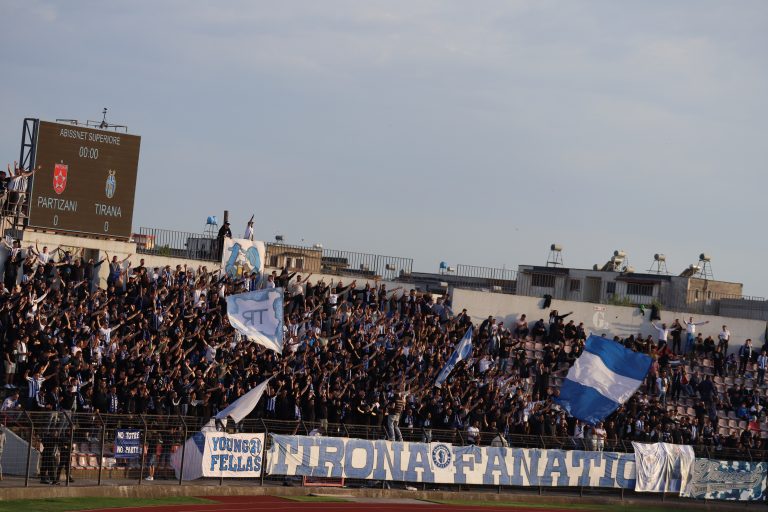Het 29ste kampioenschap van KF Tirana