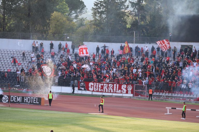 Het 29ste kampioenschap van KF Tirana