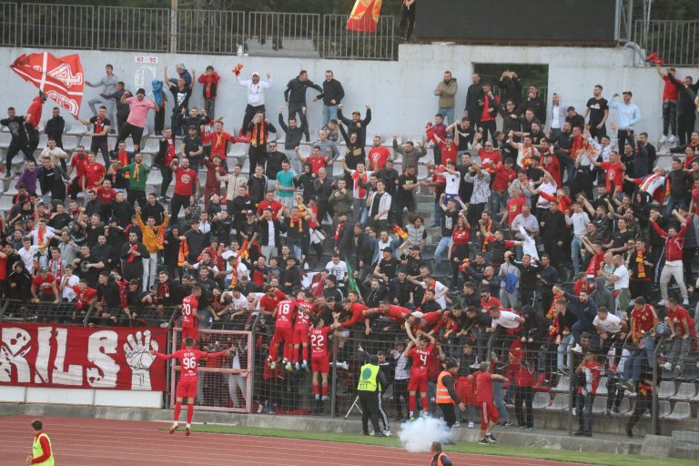 Het 29ste kampioenschap van KF Tirana