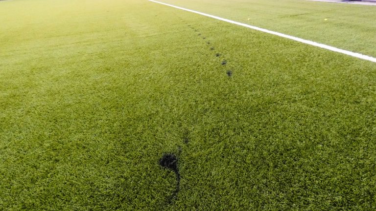 Bivaks, pyro en pogo; Kozakken Boys strijdt voor lijfsbehoud!