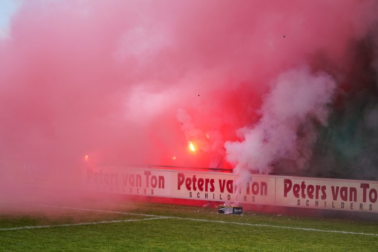 WAVV 17 van 56