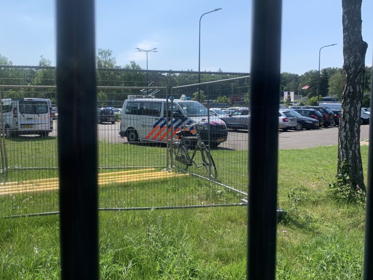 Groot feest in fietsdorp Dieren na kampioenschap lokale VV