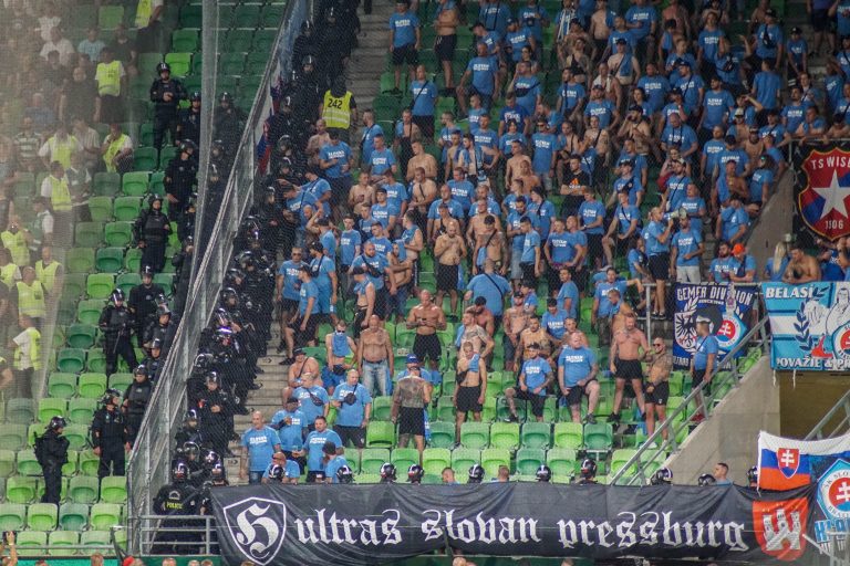 Nationalisme haat en rivaliteit clash tussen Ferencvaros en Bratislava