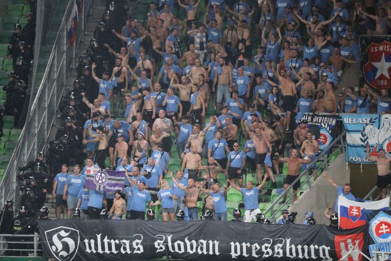 Nationalisme haat en rivaliteit clash tussen Ferencvaros en Bratislava