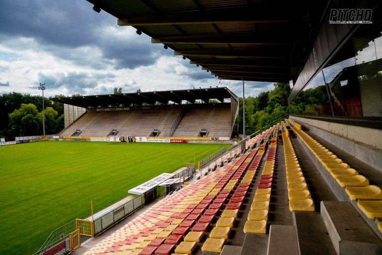 Tubize LR 9 van 30