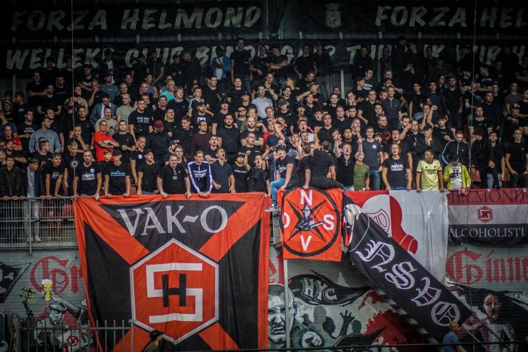 Zelfs belachelijke restricties krijgen de derby tussen Helmond en FC Eindhoven niet kapot