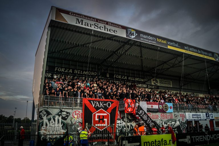 Zelfs belachelijke restricties krijgen de derby tussen Helmond en FC Eindhoven niet kapot