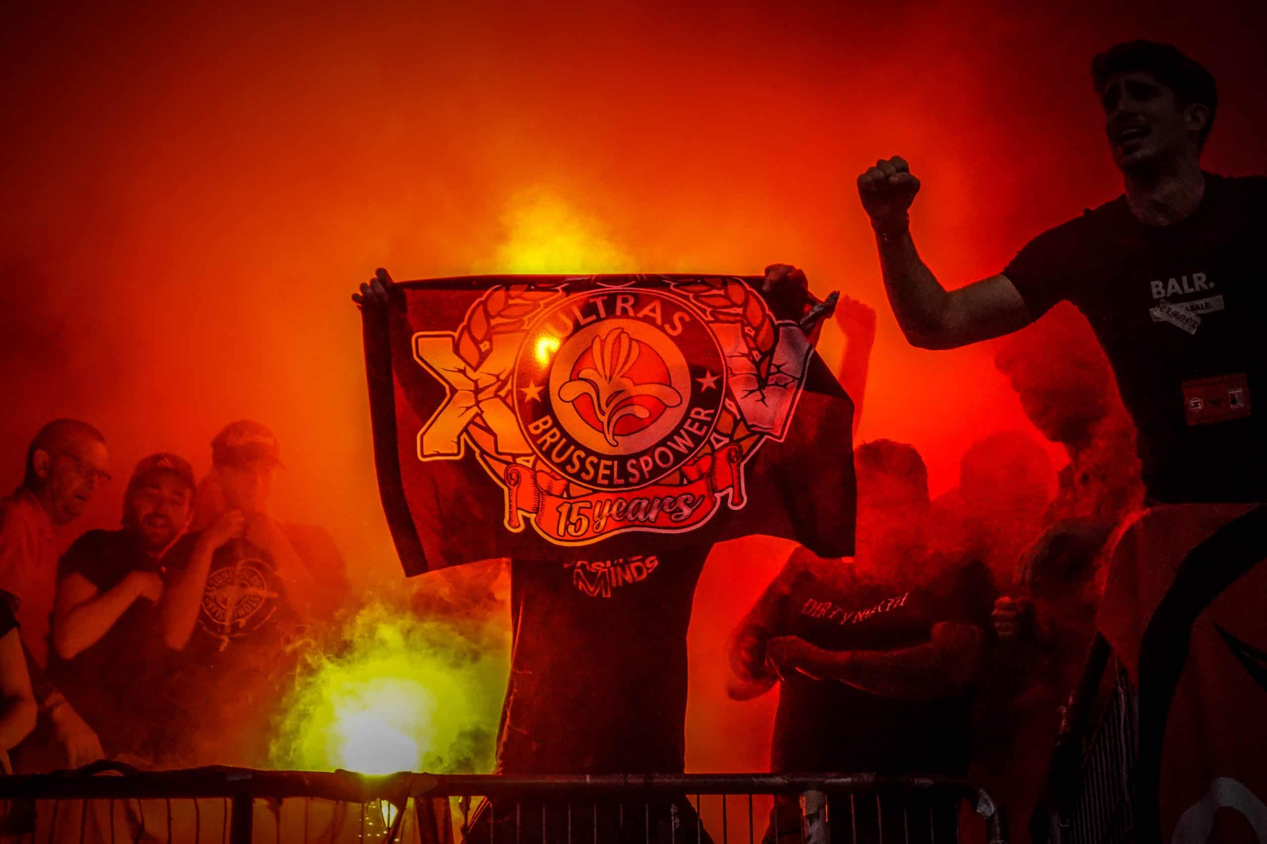 Zelfs belachelijke restricties krijgen de derby tussen Helmond en FC Eindhoven niet kapot