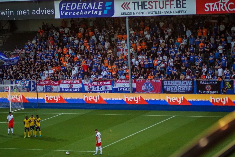 Union tegen Rangers. Daar waar Champions League nog voetbal ademt.