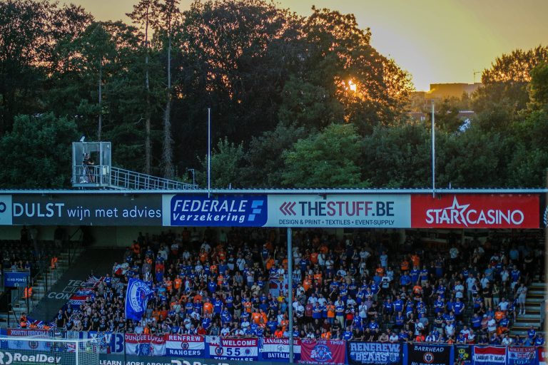 Union tegen Rangers. Daar waar Champions League nog voetbal ademt.