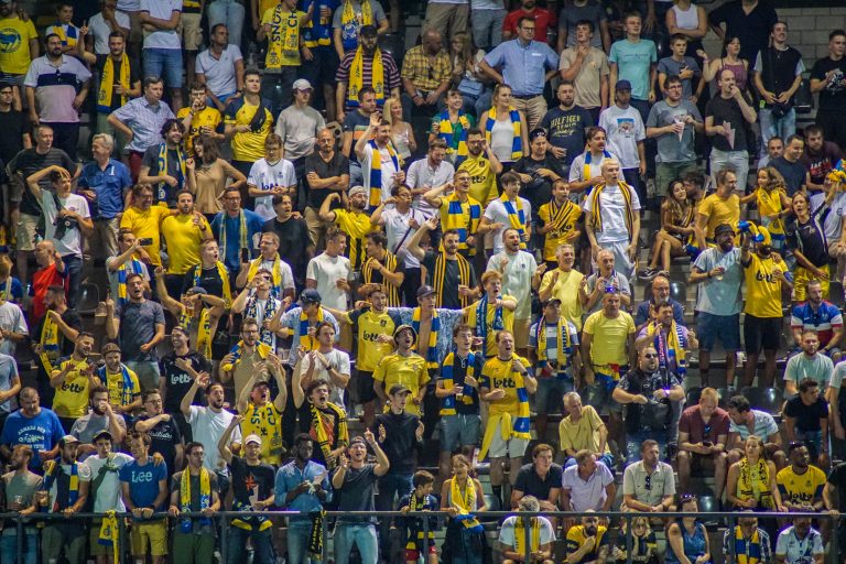 Union tegen Rangers. Daar waar Champions League nog voetbal ademt.
