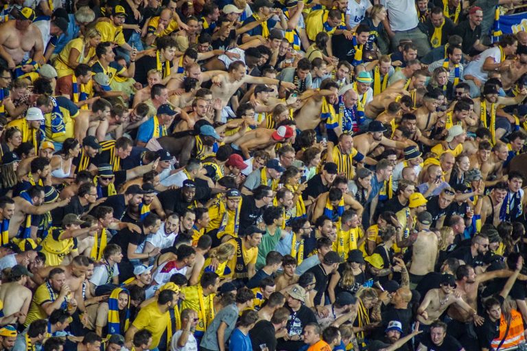 Union tegen Rangers. Daar waar Champions League nog voetbal ademt.