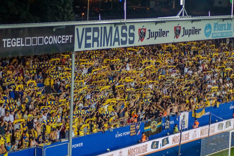 Union tegen Rangers. Daar waar Champions League nog voetbal ademt.