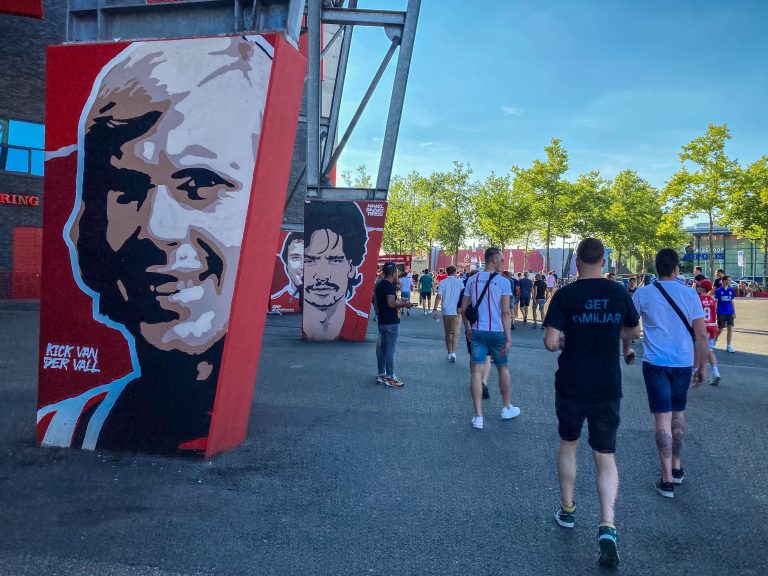 FC Twente verlaat Europa met opgeheven hoofd na kolkende avond