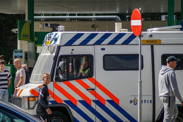 De rauwe sfeer is nooit ver weg bij Utrecht tegen Ajax